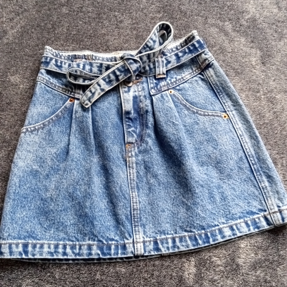 Abercrombie & Fitch natural rise waist miniskirt with tie belt